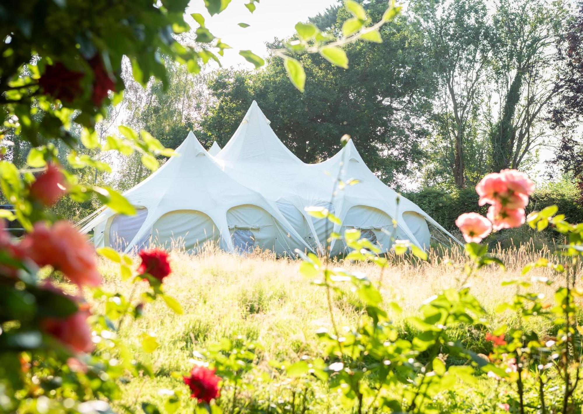 Stargazer Glamping Uk The Mahal 8 People Hotel Ross-on-Wye ภายนอก รูปภาพ